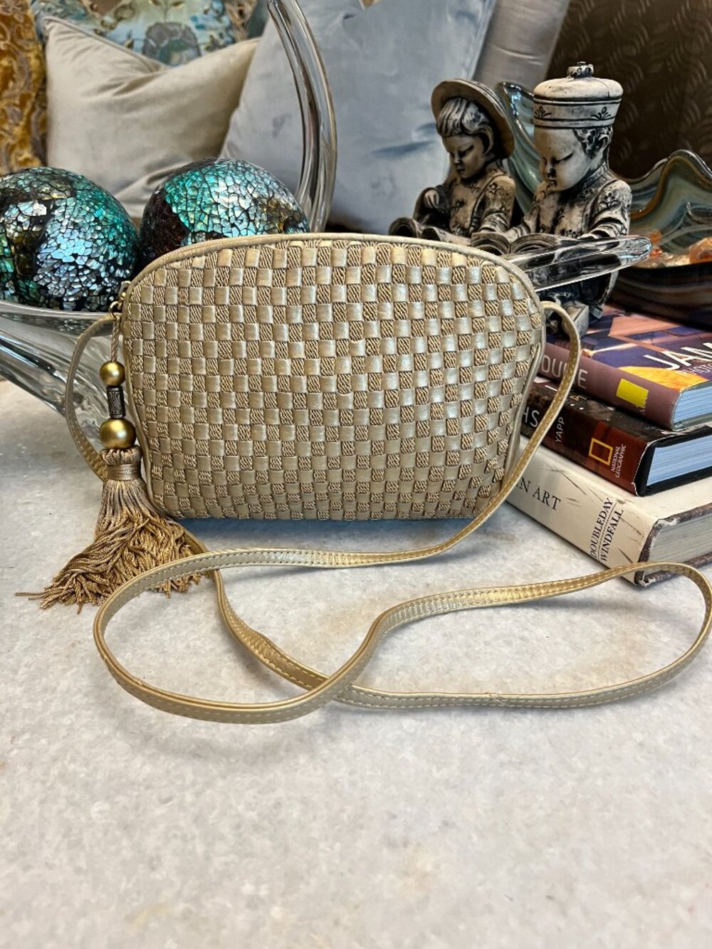 Vintage Ganson gold woven texture tassel handbag
